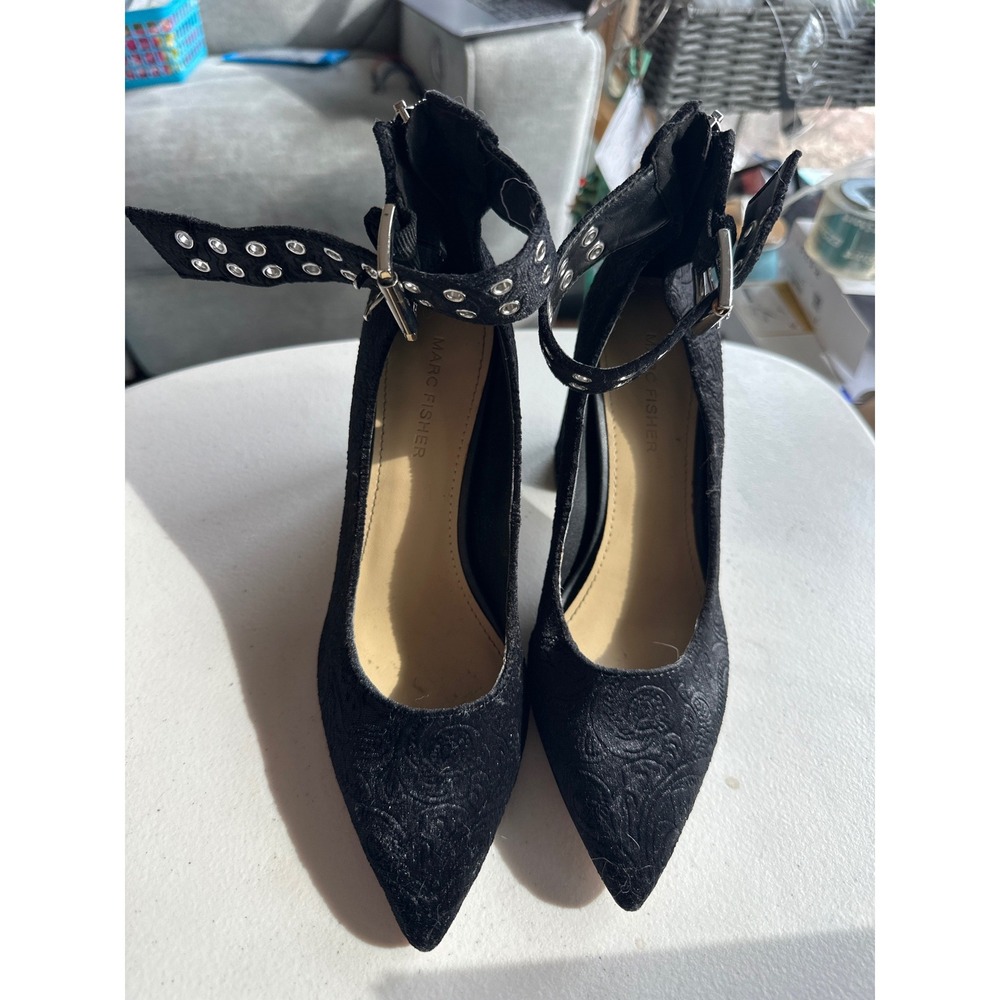 Marc Fisher Black Damask Velvet Pointed Toe Block Heels Ankle Strap Pumps 6.5M